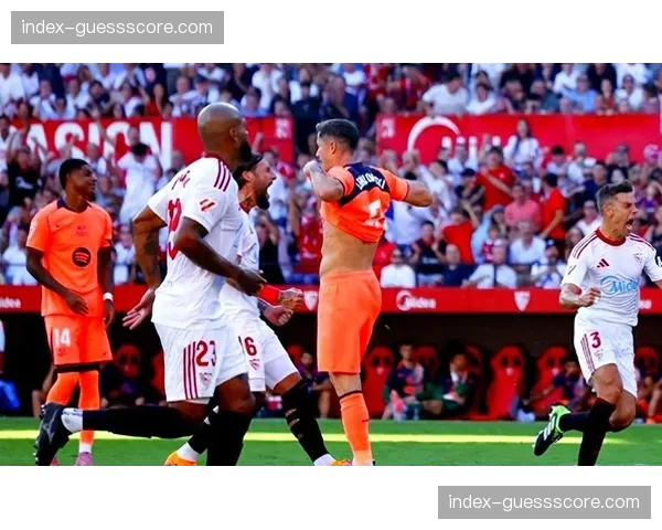 点球判罚尺度不一？本轮西甲多场比赛判罚引发主帅集体质疑