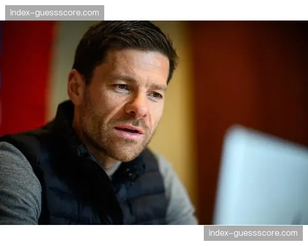 深度专访勒沃库森主帅阿隆索:谈不败赛季与未来规划 深度专访勒沃库森主帅阿隆索:谈不败赛季与未来规划