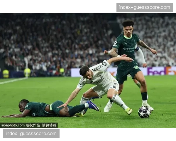 皇马连续两个赛季无缘欧冠四强，伯纳乌球场陷入沉寂